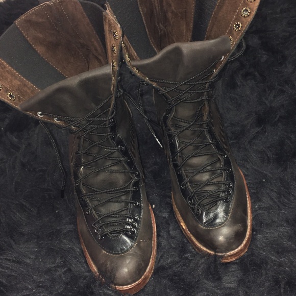 Ues shoes - Picture 2 of 8